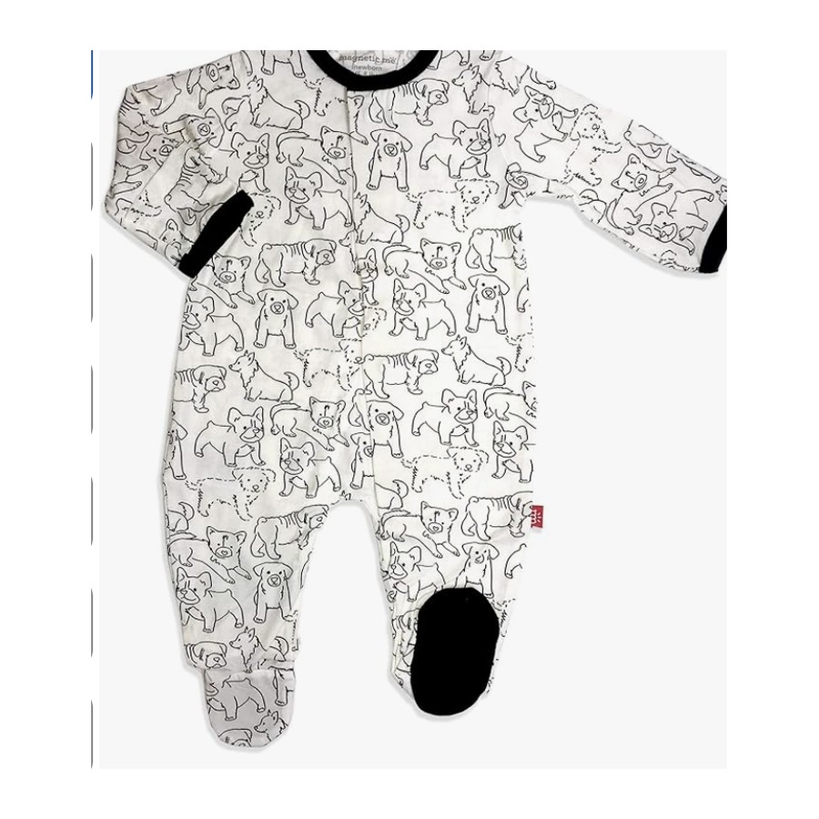 Pijama de recién nacido con cierre magnético